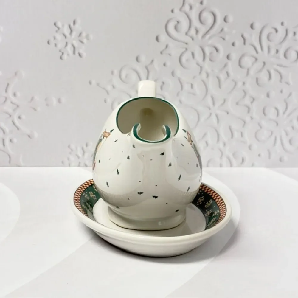 Sakura Debbie Mumm Sledding Characters Gravy Boat Saucer Christmas Box